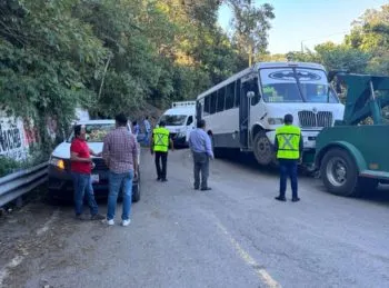 Mediante operativos, SMT refuerza legalidad en el transporte público