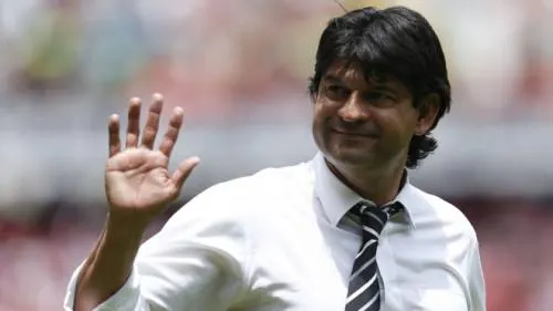 José Saturnino Cardozo sustituye a Matías Almeyda como técnico de Chivas
