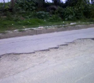 Cuautlancingo, calles derruidas e intransitables