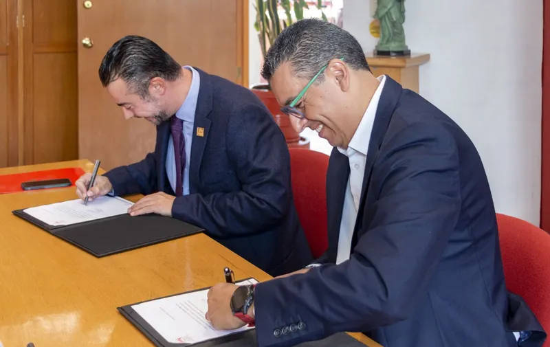 Ibero Puebla y Volkswagen