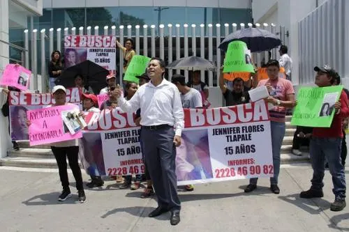 Rescatan sana y salva a estudiante de la Academia Zaragoza, iba a ser víctima de trata