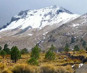 Rescatan a extraviados en La Malinche
