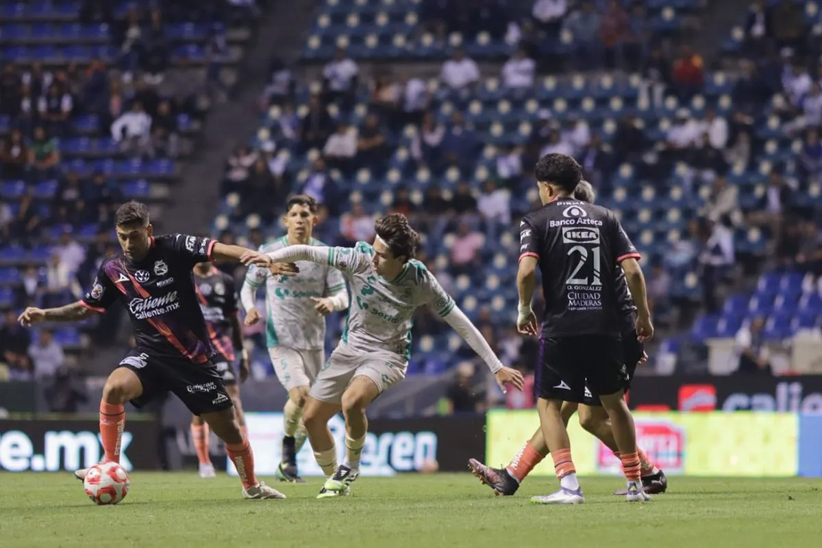 club-pue-santos-laguna-j3-ap25