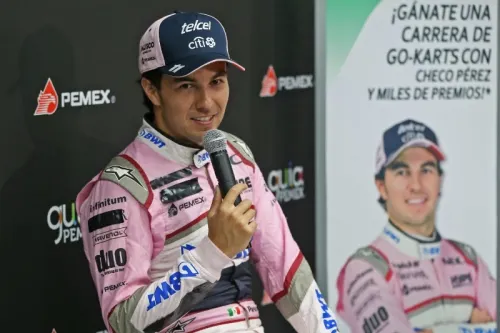 Checo Pérez se registra como conductor de Uber