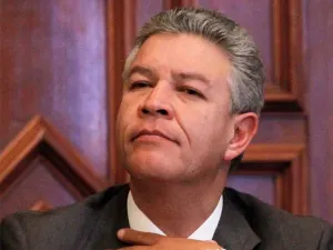Emma Coronel teme que le dé un infarto al ‘Chapo’