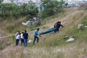 Localizan cuerpo de mujer en el Periférico; lo identifican en la madrugada