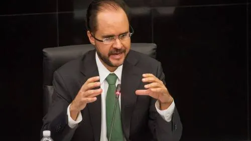 Próximo titular de Consar deberá sacar a las Afores del “confort”: Ramírez