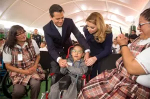 Gobierno trabaja para dar vigencia plena a la Constitución: Peña Nieto