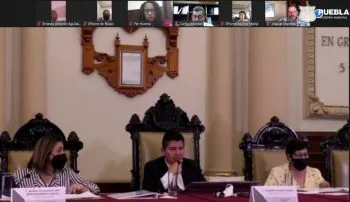 Ordena juez reactivar construcción de casas en el Cerro de Amalucan