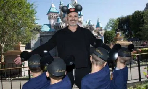Miguel Bosé revela identidad de sus cuatro hijos para evitar una “extorsión”