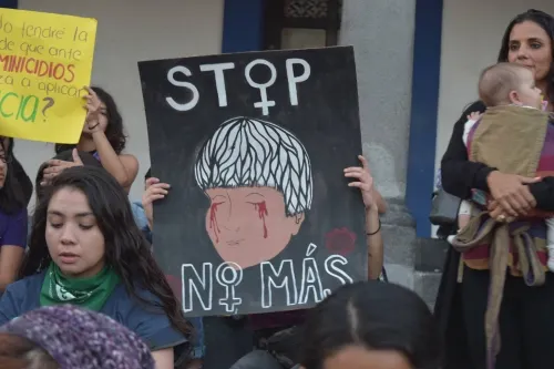 Piden ampliar causales para castigar feminicidio en Puebla