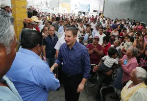 Covarrubias sitúa a mandatario poblano como el séptimo mejor del país