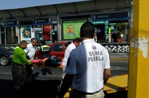 Frenón de RUTA deja cinco personas heridas