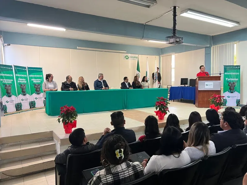 conalep-entrega-titulos-plantel-puebla-ii