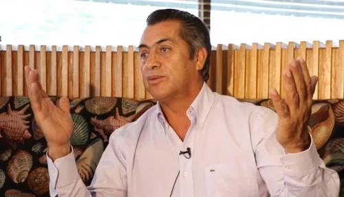 Matrimonios igualitarios son zonceras: El Bronco