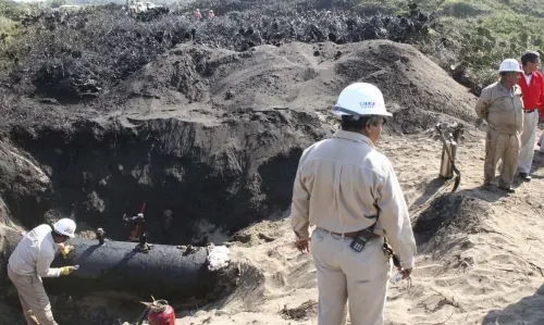 Recubren ductos de Pemex con conchacreto para evitar perforaciones: Barbosa