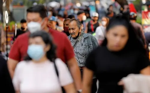 México vacunaría contra Covid a toda su población en septiembre de 2021