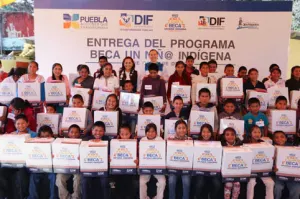 Entrega SEDIF apoyos por más de 855 mil pesos en la Sierra Norte