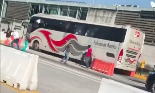 Aseguran 600 mil pesos a personas que tomaron caseta en la Autopista del Sol