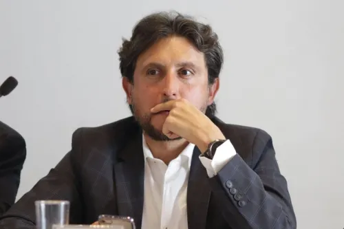 A remojar las barbas de JJ