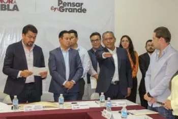 Alberto Jiménez Merino rindió protesta como nuevo director de la Ceaspue; ofrece bienestar a familias