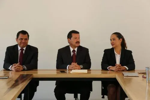 Sostiene Luis Alberto Arriaga encuentro con regidores electos