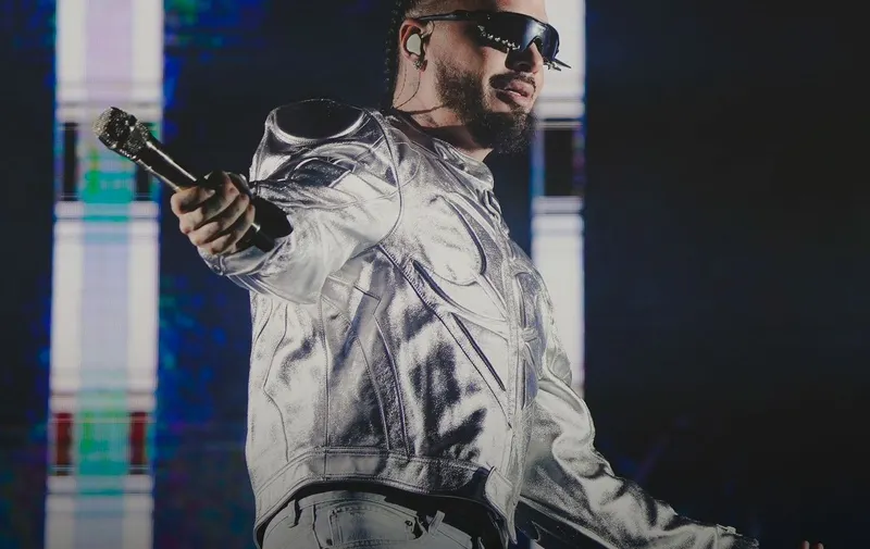 j-balvin-fig-leon-24