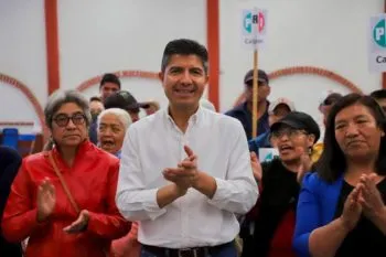 Replicar experiencias exitosas, piden a Eduardo Rivera