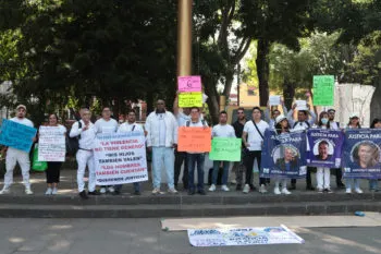 Marcha nacional visibiliza en Puebla demandas de padres por custodia compartida