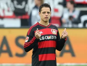 Chicharito califica su llegada al Bayer como una bendición