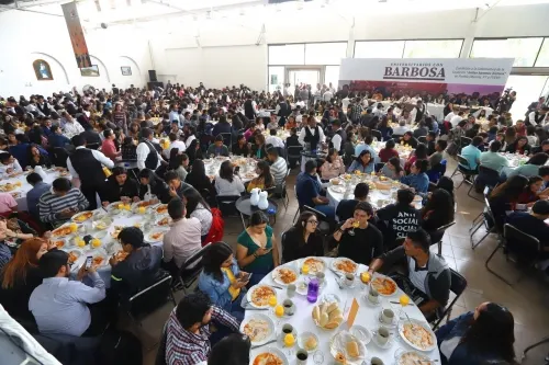 Piden universitarios a Barbosa combatir inseguridad; confían en que su proyecto es el indicado