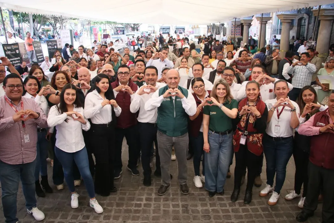 Acercan empleo, capacitación y apoyos a emprendedores con jornada “Por Amor a Puebla” en Tehuacán