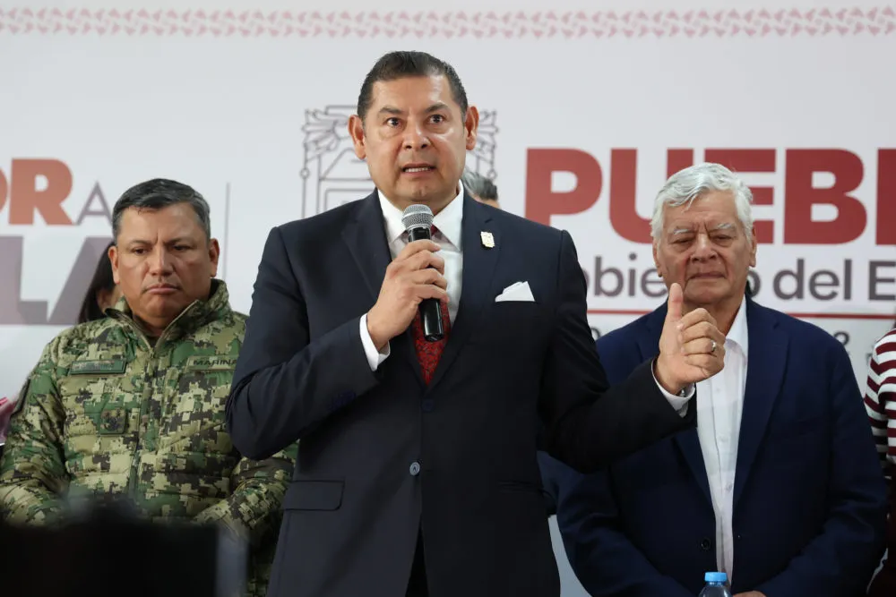 Alejandro Armenta Mier, gobernador de Puebla