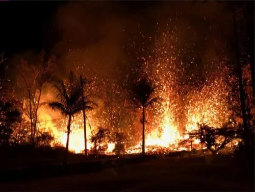 Erupción del volcán Kilauea destruye 26 casas en Hawaii