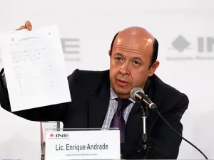 Consejero del INE propone abrir discusión para hacer obligatorio el voto