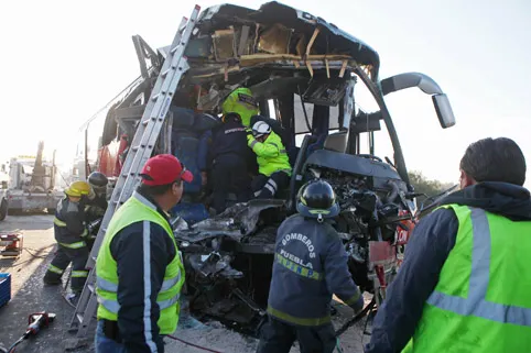 Accidentados en la Puebla-Orizaba son atendidos en hospitales privados