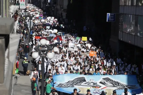 Manifestación estudiantil es auténtica y sin influencia partidista: Augusta Díaz