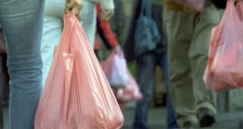 Adiós a bolsas de plástico, popotes y unicel; avalan su prohibición en Puebla capital