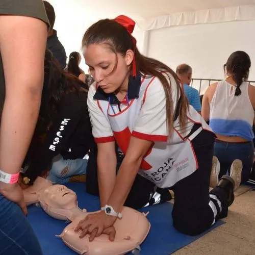Maestros del SNTE 51 reciben capacitación de la Cruz Roja Mexicana