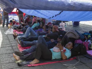 La SEP alista 12 mil 882 docentes para reemplazar bajas