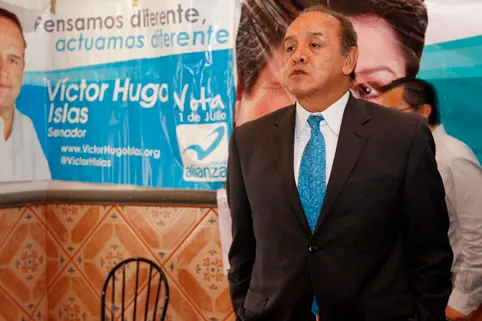 Mario Marín le arregló la dentadura a Víctor Hugo Islas