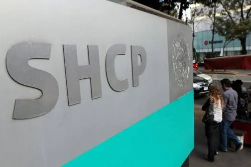 SHCP prevé reducir deuda a 48% del PIB a fin de año; adelanta pago