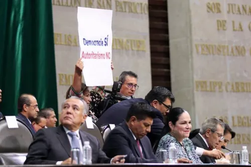 Senadores de Morena y PAN contrastan posturas sobre el Primer Informe