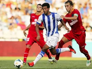 Carlos Vela se afianza en la Real Sociedad anotando al inicio de temporada