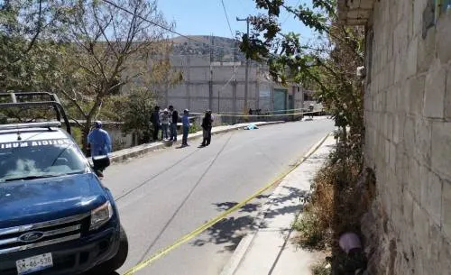 Localizan el cuerpo de un hombre con el tiro de gracia en Azumiatla