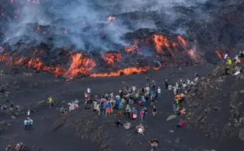Muere turista estadounidense tras ser alcanzado por un rayo mientras hacía senderismo en el Etna