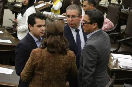 Bancada del PAN apoyará a ex burócratas
