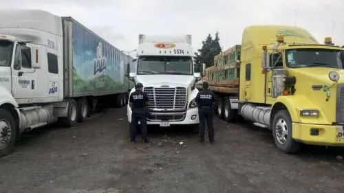 Recuperó Policía Federal en Ciudad Serdán tres cargamentos con café, polietileno y cacao