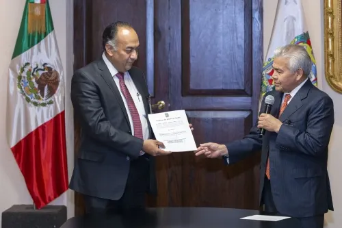David Méndez toma protesta como titular de la Segob en Puebla