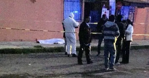 Se infarta hombre tras riña en Agua Santa